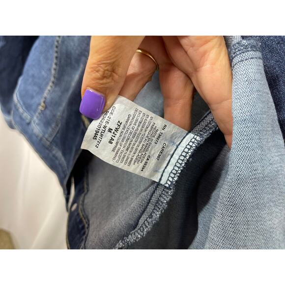 Wrangler Authentics denim jacket blue jean wome's medium dark wash western - Picture 10 of 14